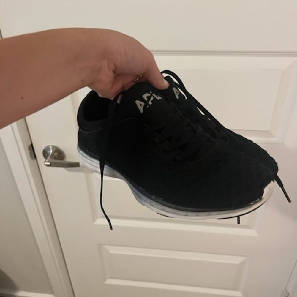 APL running shoes